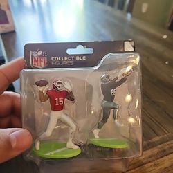 NEW! Pat Mahomes & Ceedee Lamb NFL Excite Figures Chiefs Cowboys