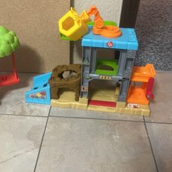 Construction  Fisher Price Toy