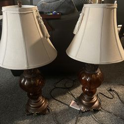 2 Living room / Bed Room Lamps ( Great Condition)
