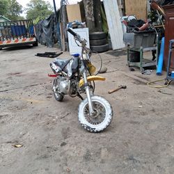 Honda 140cc Dirt Bike