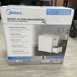 Media 22 Pint Dehumidifier *BRAND NEW*