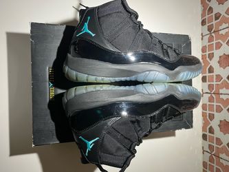 Jordan 11 size 9
