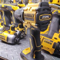 DeWalt 20V ATOMIC Drill Driver Tool-Only 