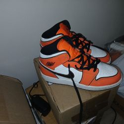 Jordan 1s Orange N Black