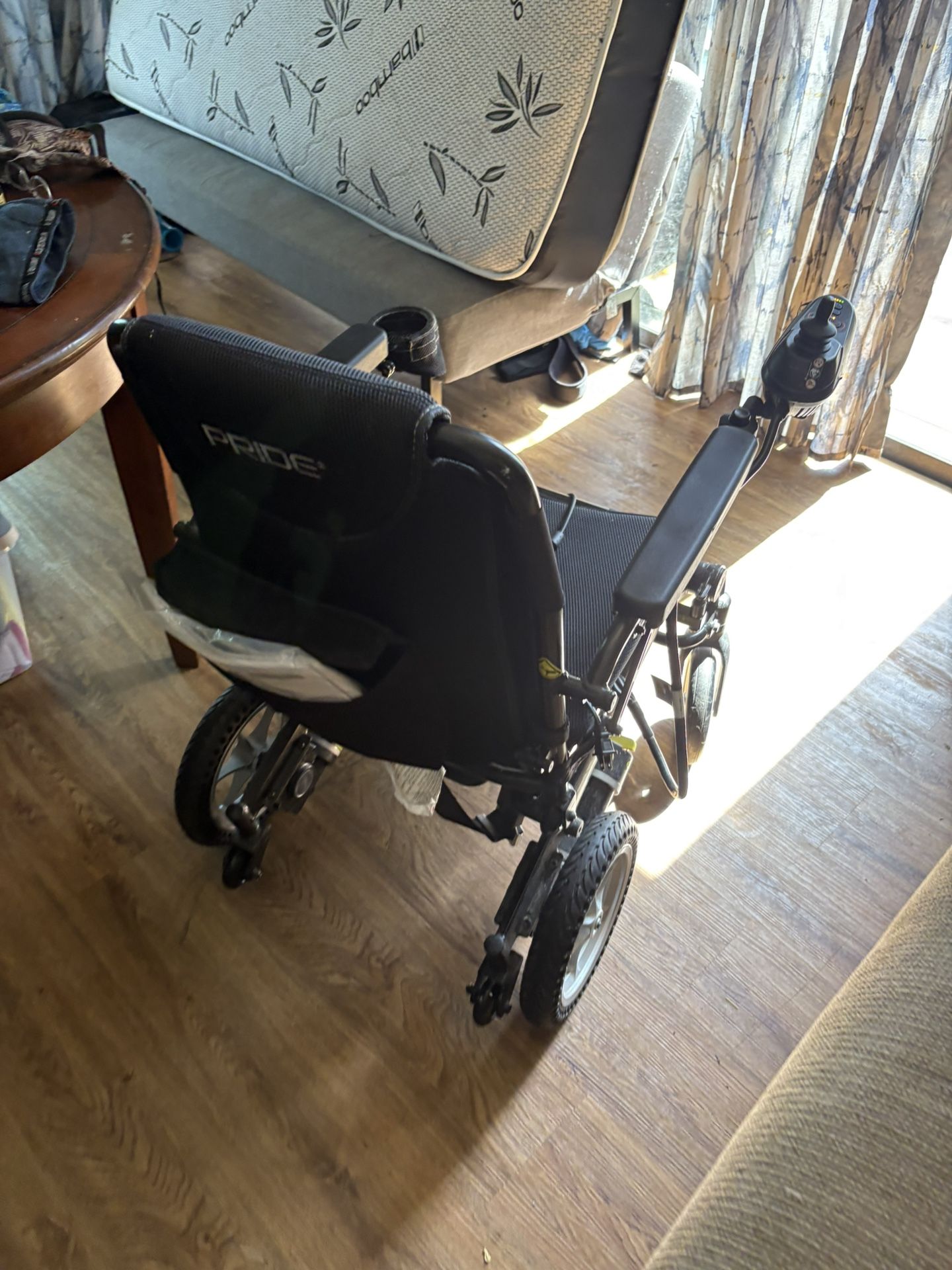 Jazzy Passport Chair
