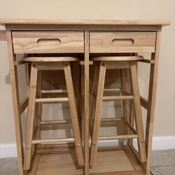 Foldable Table with Stools
