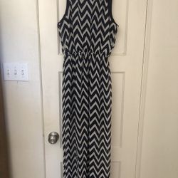 Maxi dress Small MYÁN