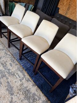 BERNHARDT FURNITURE *Beige counter stools
