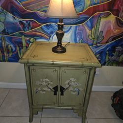 Bedside End Table With Lamp 