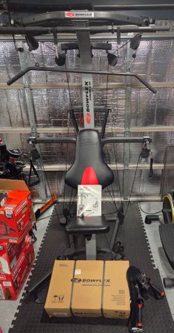 Garage Sale-Bowflex Xtreme 2 se, chainsaws,  ladies bags and more
