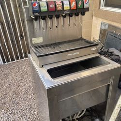 Restaurant Soda Machine with Ice Chest