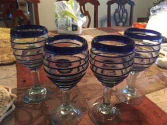 OLD VINE GLASS DARK BLUE SWILTED PATTERN (set of 4)
