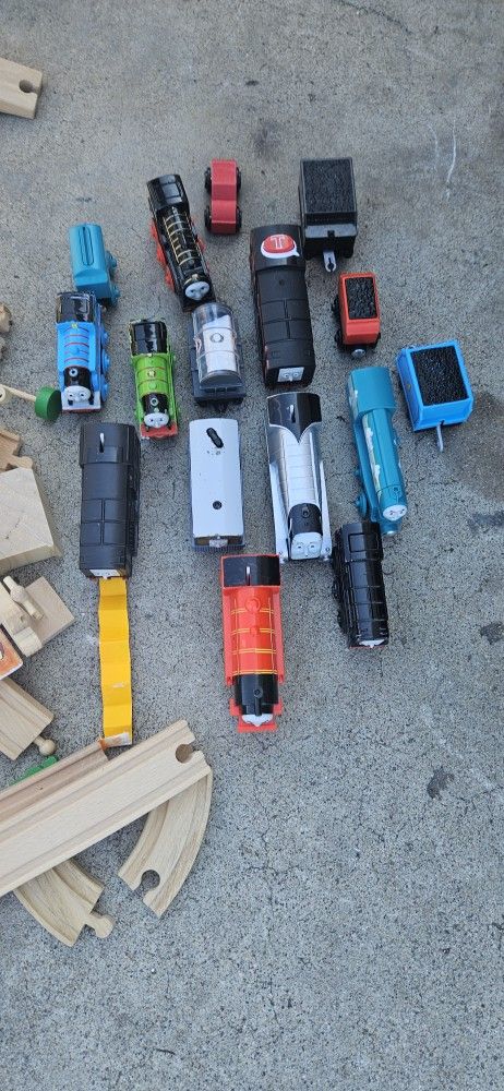Wooden Railway Train Tracks Thomas and Friends
