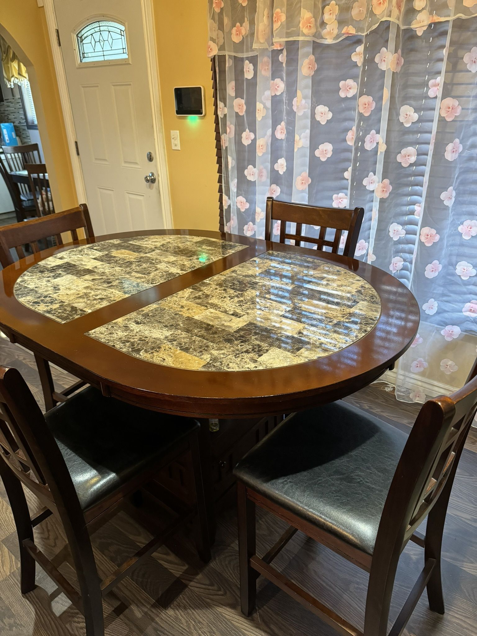 Ashley Dining Table