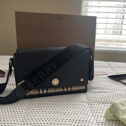 Burberry Crossbody 