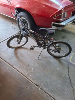 Bicycle Dekra Magna.