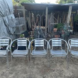 5 Aluminum Chairs 