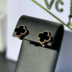 18k yellow gold Van Cleef style Alhambra Black Onyx stone clover clip back earrings