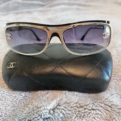 Chanel Black and Silver Women's Sunglasses