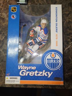 McFarlane NHL 12 inch Wayne Gretzky, Edmonton Oilers White/Blue Jersey
