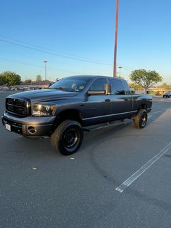 CLEAN 06 RAM MEGACAB 4x4 LARAMINE