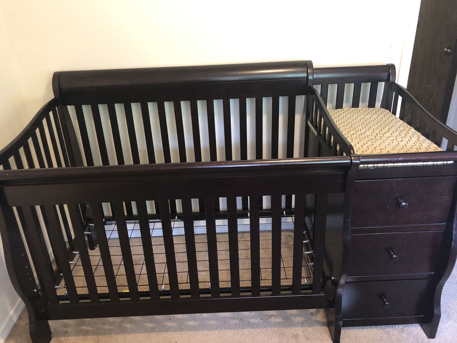 Graco crib