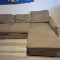 Fold Out Couch/Futon