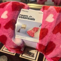 Valentine’s Day Throw Blanket