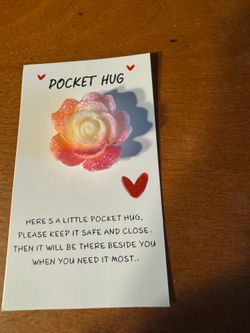 Pocket hug