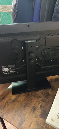 32 inch Vizio smart tv 2017