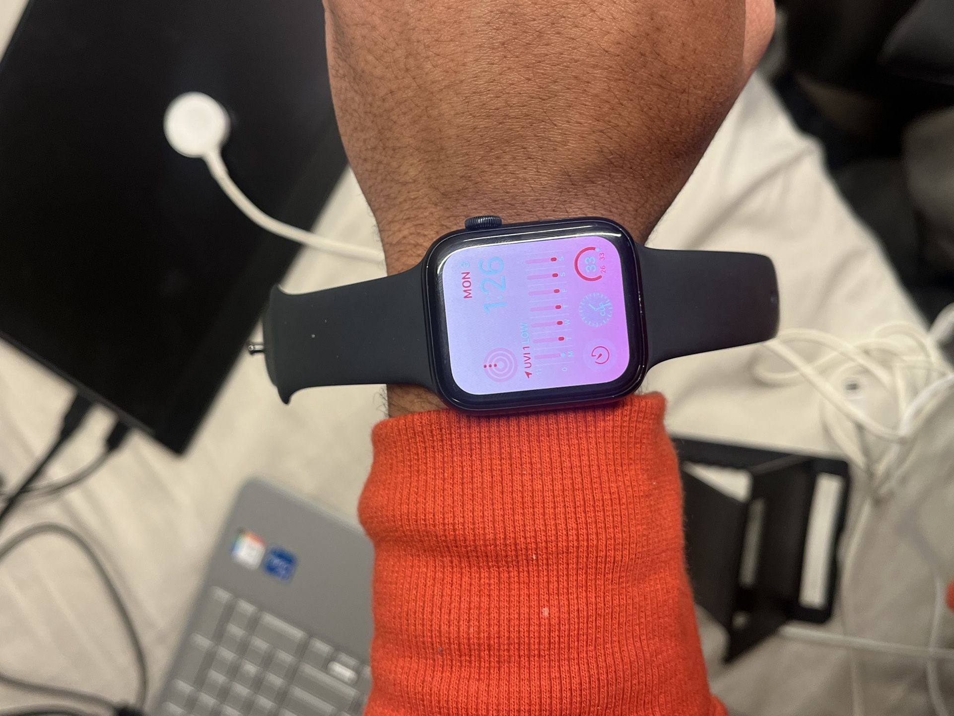 Apple Watch Se 2nd Gen With GPS+ Cellular