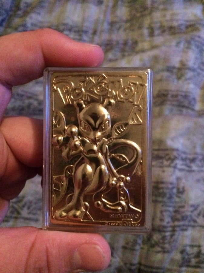 Pokemon gold plated mewtwo card