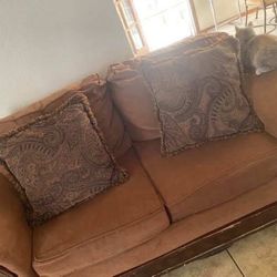 sofa and loveseat 