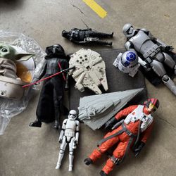 STAR WARS TOYS