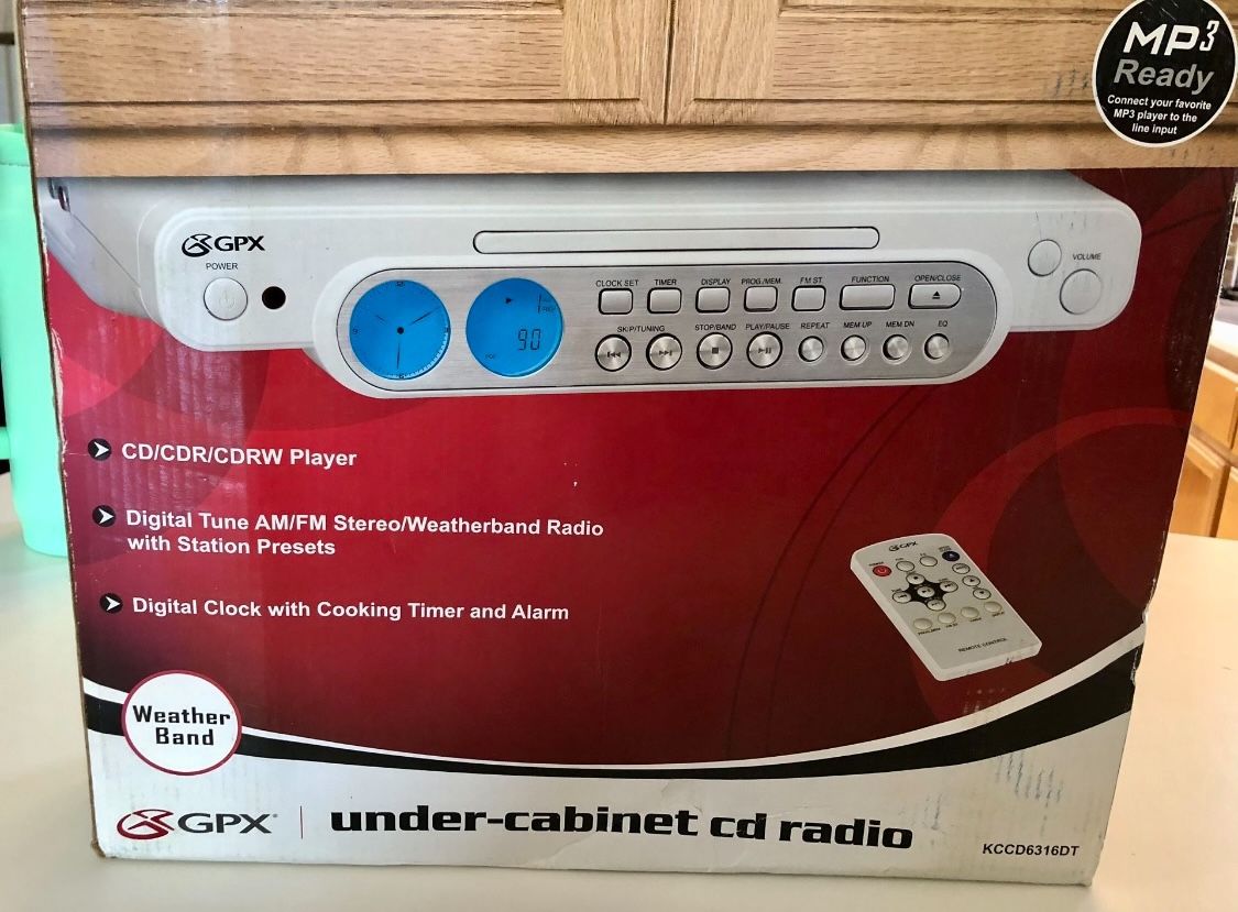 GPX Under Cabinet CD Player/Radio And Digital Clock. Excellent For A Mobile Home New In Box! Please See All The Photos Price Is FIRM!
