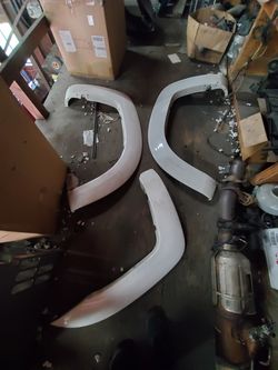 Tacoma fender flares