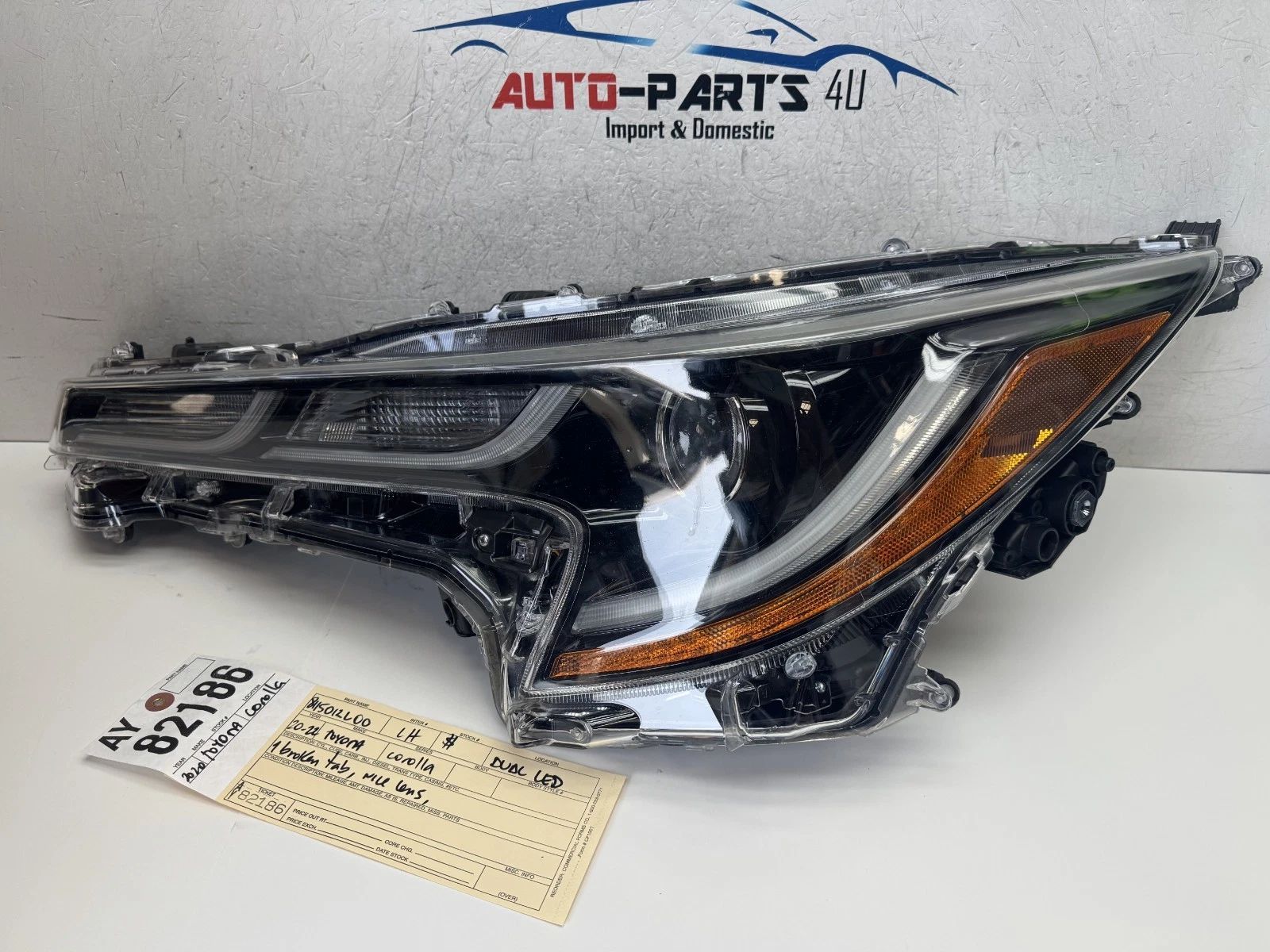 2020 - 2021 - 2022 TOYOTA COROLLA SE XSE XLE LEFT DUAL LED HEADLIGHT OEM AY82186