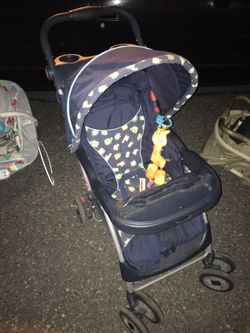 Nice baby stroller only 30 FIRM