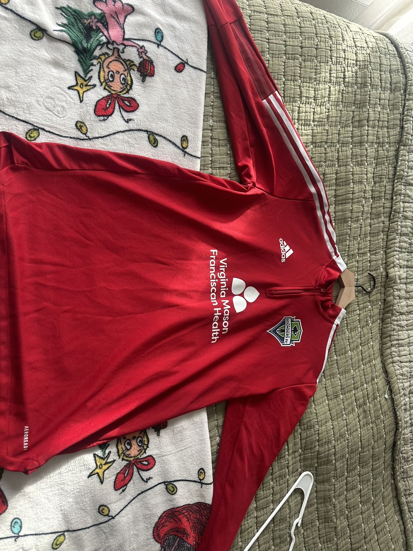 Seattle Sounders Quarter Zip - Virtually Brand New