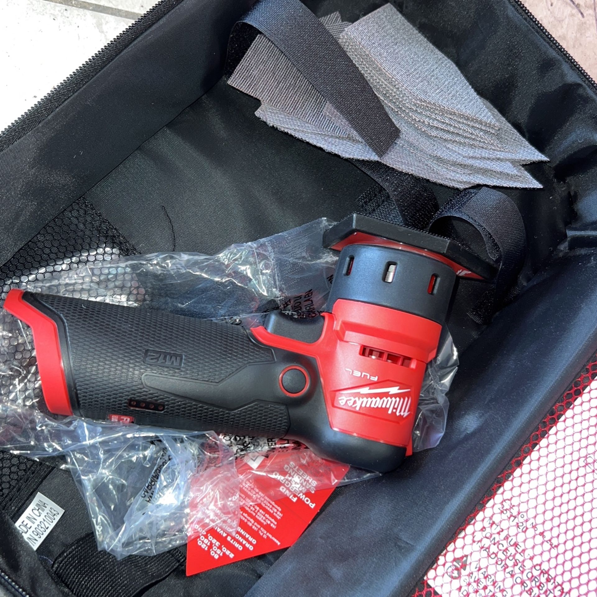 Milwaukee M12 FUEL 12Volt Lithiumlon Brushless Cordless Orbital