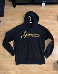 Supreme Hoodies & Crewneck