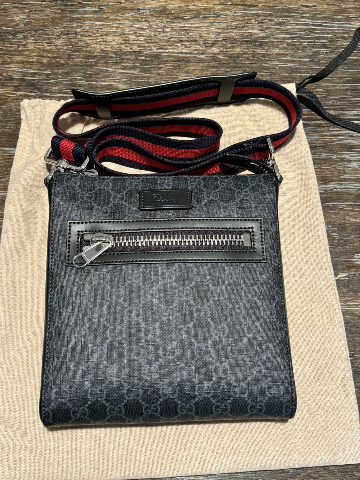 Gucci GG Supreme Messenger Bag, Flawless Condition
