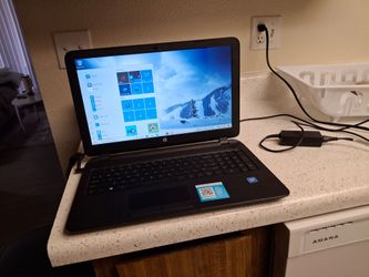 2 HP Laptops + 1 Chromebook
