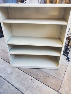 3 shelf metal bookcase
