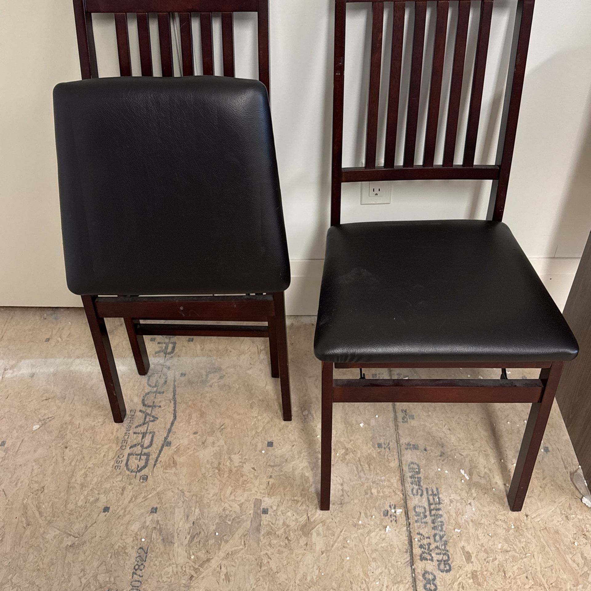 Folding Chairs-4