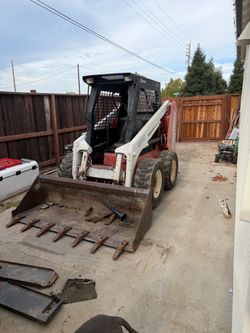 Skat track skid steer