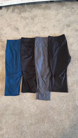 Tek Gear Athletic Plus Size Capris – Lot of 4 – Women’s Workout Pants