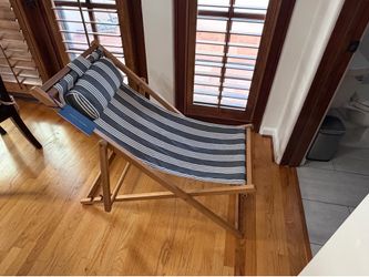 Tommy Hilfiger Set of 4 outdoor chairs