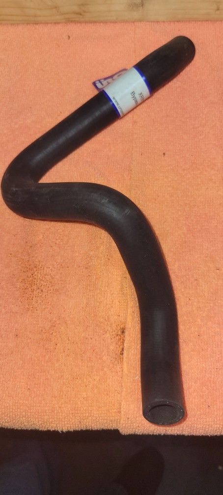JAGUAR XK8 BYPASS HOSE 96-02
