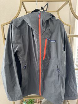 New Patagonia Granite Crest Rain Jacket Size XL